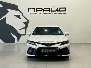 2021 Toyota Camry VIII (XV70) Рестайлинг, белый, 3149900 рублей, вид 2