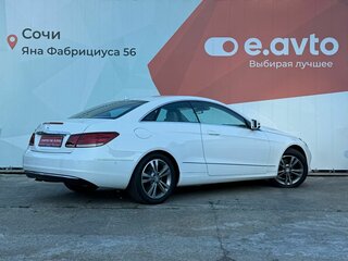 2014 Mercedes-Benz E-Класс 200 IV (W212, S212, C207) Рестайлинг, белый, 1900000 рублей, вид 4
