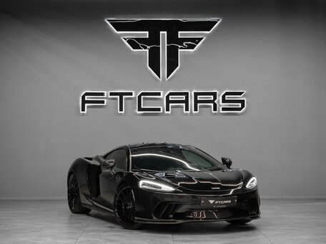 McLaren GT