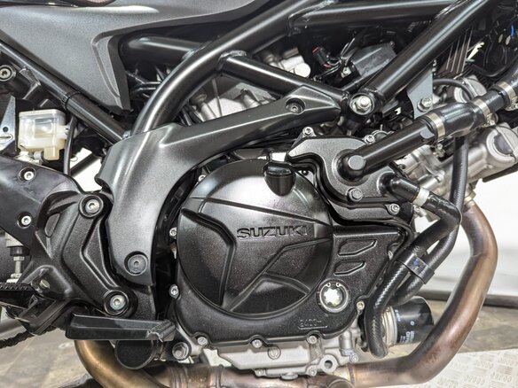 2020 Suzuki SV 650, серый, 549000 рублей - вид 18
