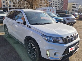 2021 Suzuki Vitara MHEV II Рестайлинг, белый, 1790000 рублей, вид 1