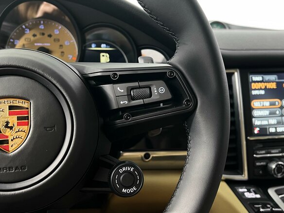 2016 Porsche Panamera 4 I Рестайлинг, чёрный, 3849900 рублей - вид 14