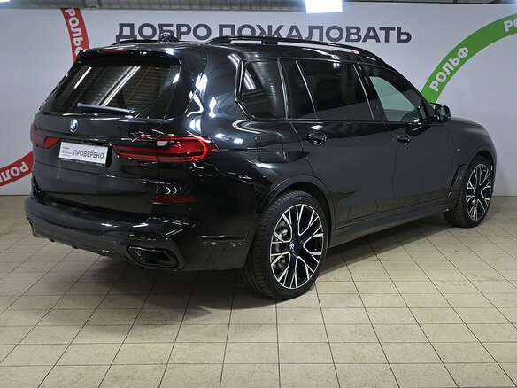 2020 BMW X7 30d I (G07), чёрный, 7250000 рублей - вид 3