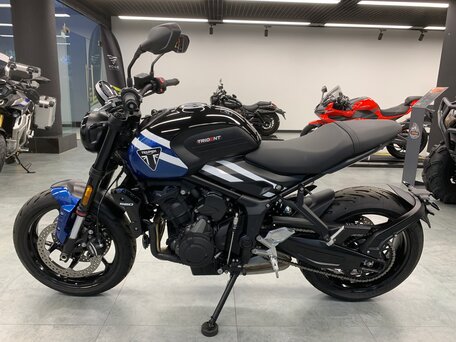 2025 Triumph Trident 660, чёрный, 1140000 рублей, вид 2