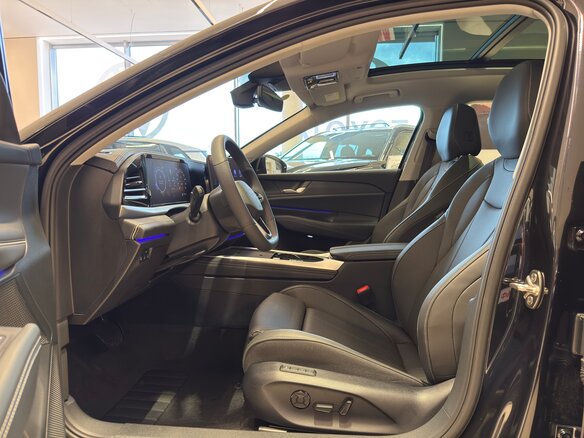2026 Volkswagen Passat (North America and China) Pro I, чёрный, 3855000 рублей - вид 7