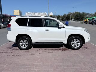 2009 Toyota Land Cruiser Prado 150 Series, белый, 2250000 рублей, вид 3