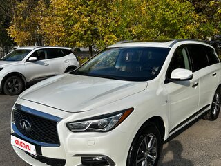 2018 Infiniti QX60 I Рестайлинг, белый, 1950000 рублей, вид 1