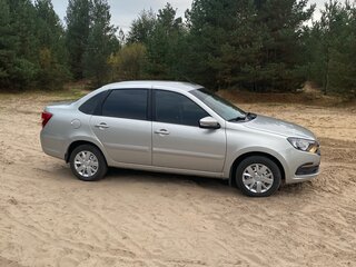 2019 Lada (ВАЗ) Granta I Рестайлинг, серебристый, 900000 рублей, вид 4