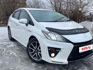 2013 Toyota Prius III Рестайлинг (XW30), белый, 1359000 рублей, вид 2