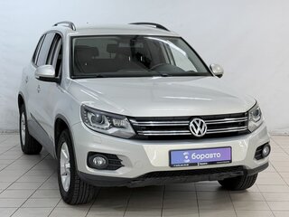 2012 Volkswagen Tiguan I Рестайлинг, серебристый, 1059000 рублей, вид 2