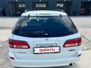 2000 Nissan Avenir II (W11), белый, 310000 рублей, вид 2