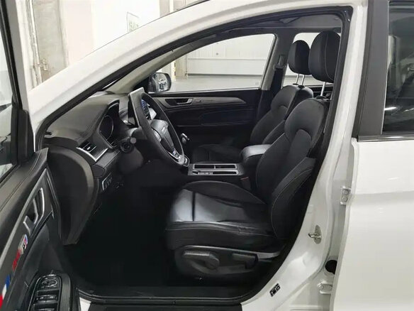 2021 Haval M6 Plus II, белый - вид 12