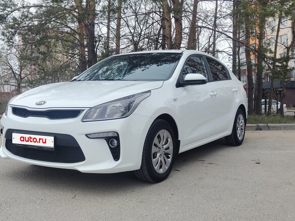 2019 Kia Rio IV, белый, 1550000 рублей