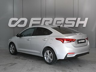 2018 Hyundai Solaris II, серебристый, 1529000 рублей, вид 2