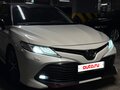 2020 Toyota Camry VIII (XV70), белый, 3200000 рублей - вид 1
