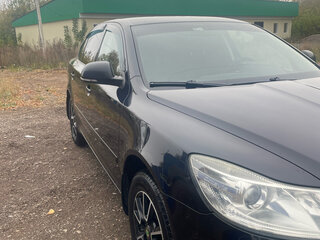 2011 Skoda Octavia II (A5) Рестайлинг, чёрный, 715000 рублей, вид 3