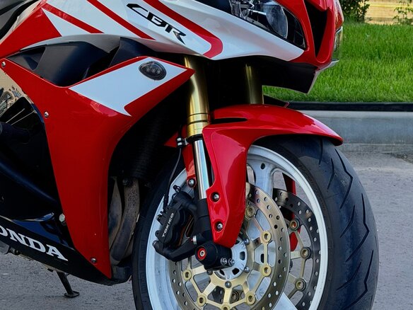 2012 Honda CBR 600RR, красный, 750000 рублей - вид 32