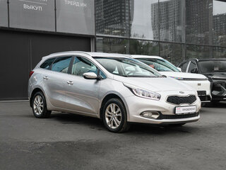 2014 Kia Ceed II, серый, 850000 рублей, вид 3