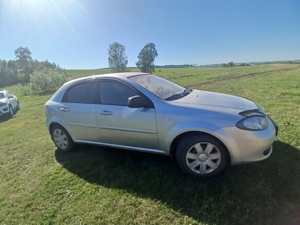 2011 Chevrolet Lacetti I, серебристый, 420000 рублей