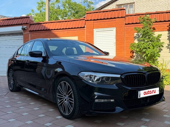2019 BMW 5 серии 540i xDrive VII (G30/G31/G38), чёрный, 4600000 рублей