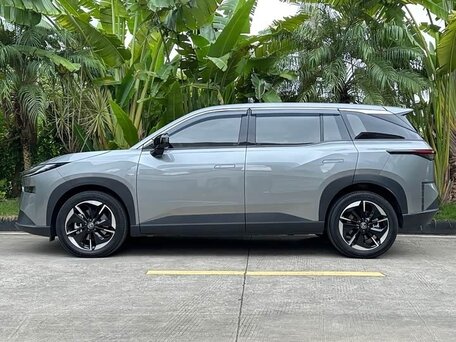 2025 Toyota bZ3X 50 kWh, серый, 2194000 рублей, вид 3
