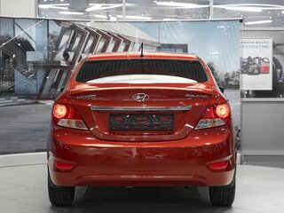 2013 Hyundai Solaris I, красный, 890000 рублей, вид 5