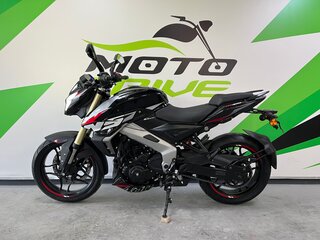 2026 Bajaj Pulsar NS400Z, чёрный, 484990 рублей, вид 1