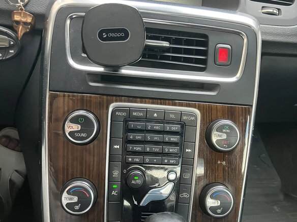 2010 Volvo S60 II, золотистый, 1160000 рублей - вид 12