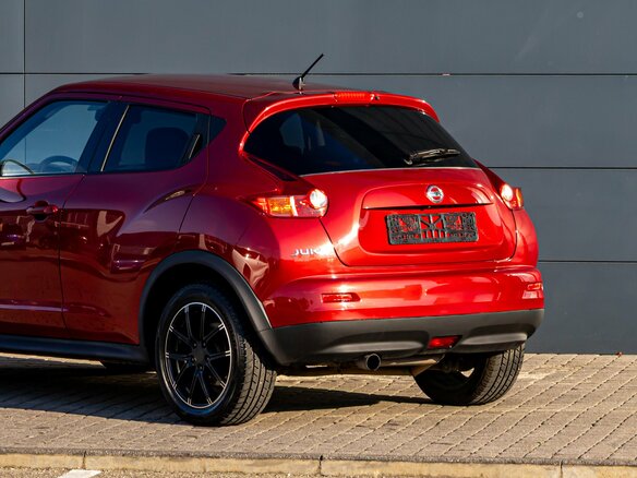 2011 Nissan Juke I, красный, 1095000 рублей - вид 9