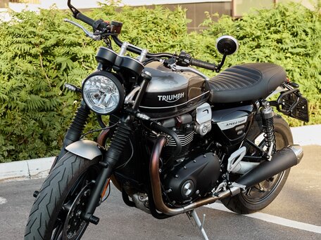 2019 Triumph Speed Twin, серый, 1099000 рублей, вид 1