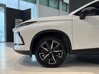2026 Omoda C5 II, серебристый, 2779000 рублей, вид 5