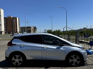 2017 Chevrolet Bolt I, голубой, 2100000 рублей, вид 1