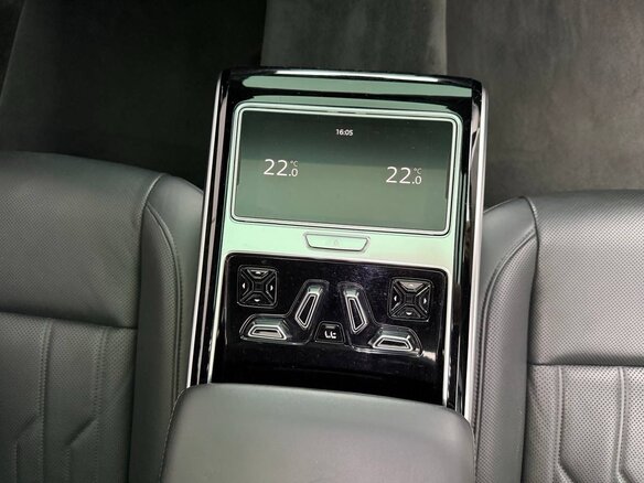 2018 Audi A8 Long 55 TFSI IV (D5), чёрный, 4150000 рублей - вид 19