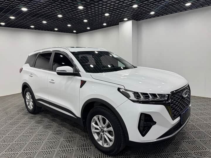 Открыть фотографии: Chery Tiggo 7 II