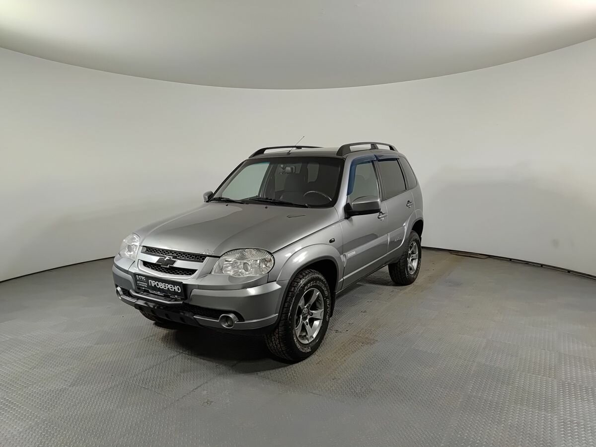 Открыть фотографии: Chevrolet Niva I Рестайлинг
