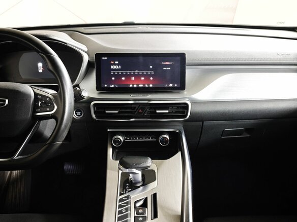 2022 Geely Coolray I, серый, 950000 рублей - вид 7