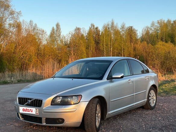 2004 Volvo S40 II, серебристый, 550000 рублей