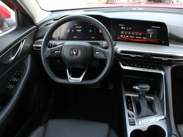 2024 Changan CS35 Plus I Рестайлинг, красный, 1820000 рублей - вид 15