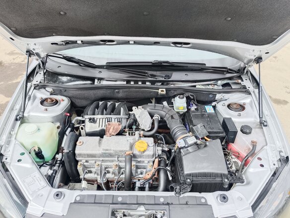 2014 Lada (ВАЗ) Granta I, серебристый, 435000 рублей - вид 24