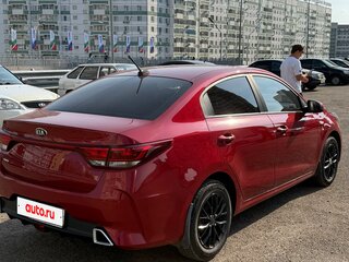 2021 Kia Rio IV Рестайлинг, красный, 1670000 рублей, вид 3