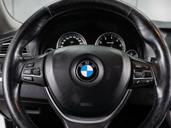 2010 BMW 5 серии 523i VI (F10/F11/F07), белый, 1900000 рублей - вид 11
