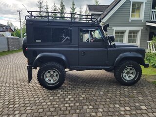 2009 Land Rover Defender 90 I Рестайлинг, чёрный, 1850000 рублей, вид 5