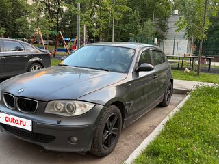 2006 BMW 1 серии 120i I (E81/E82/E87/E88), серый, 570000 рублей, вид 2