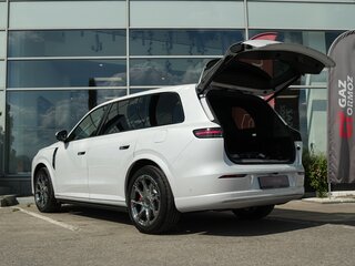 2026 Voyah Taishan X8, белый, 7680000 рублей, вид 5