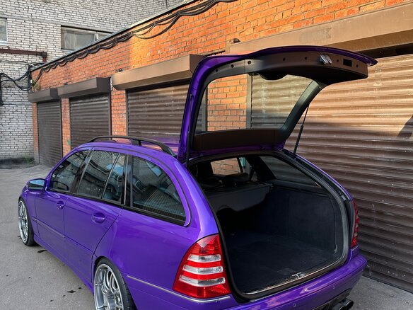 2001 Mercedes-Benz C-Класс AMG 32 AMG II (W203), фиолетовый, 2100000 рублей - вид 6