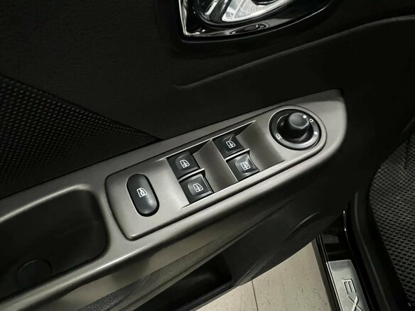 2018 Renault Kaptur I, чёрный, 1450000 рублей - вид 9