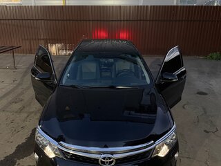 2017 Toyota Camry VII (XV50) Рестайлинг 2, чёрный, 2600000 рублей, вид 3