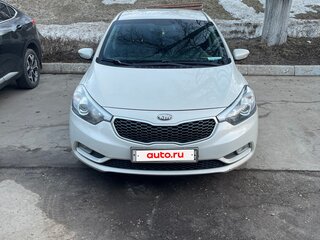 2013 Kia Cerato III, бежевый, 1200000 рублей, вид 2