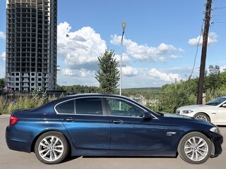 2011 BMW 5 серии 528i xDrive VI (F10/F11/F07), синий, 1500000 рублей, вид 4