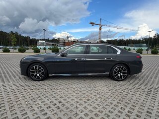 2023 BMW 7 серии 740d xDrive VII (G70), серый, 10500000 рублей, вид 4